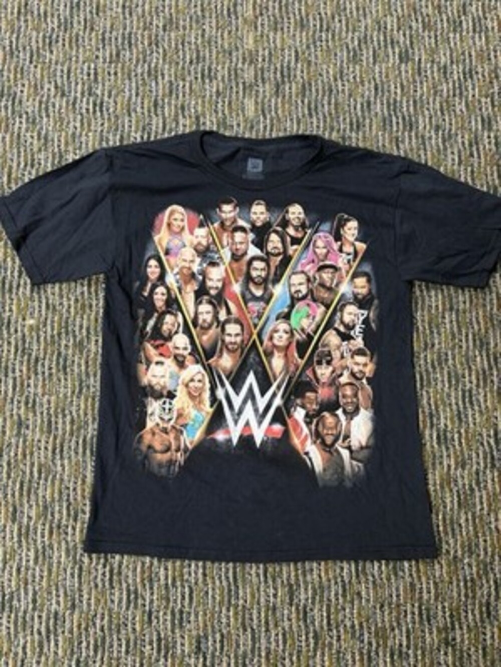 WWE Team T-Shirt Sz Youth large 2017 Graphic Tee John Cena Roman Reigns Rollins